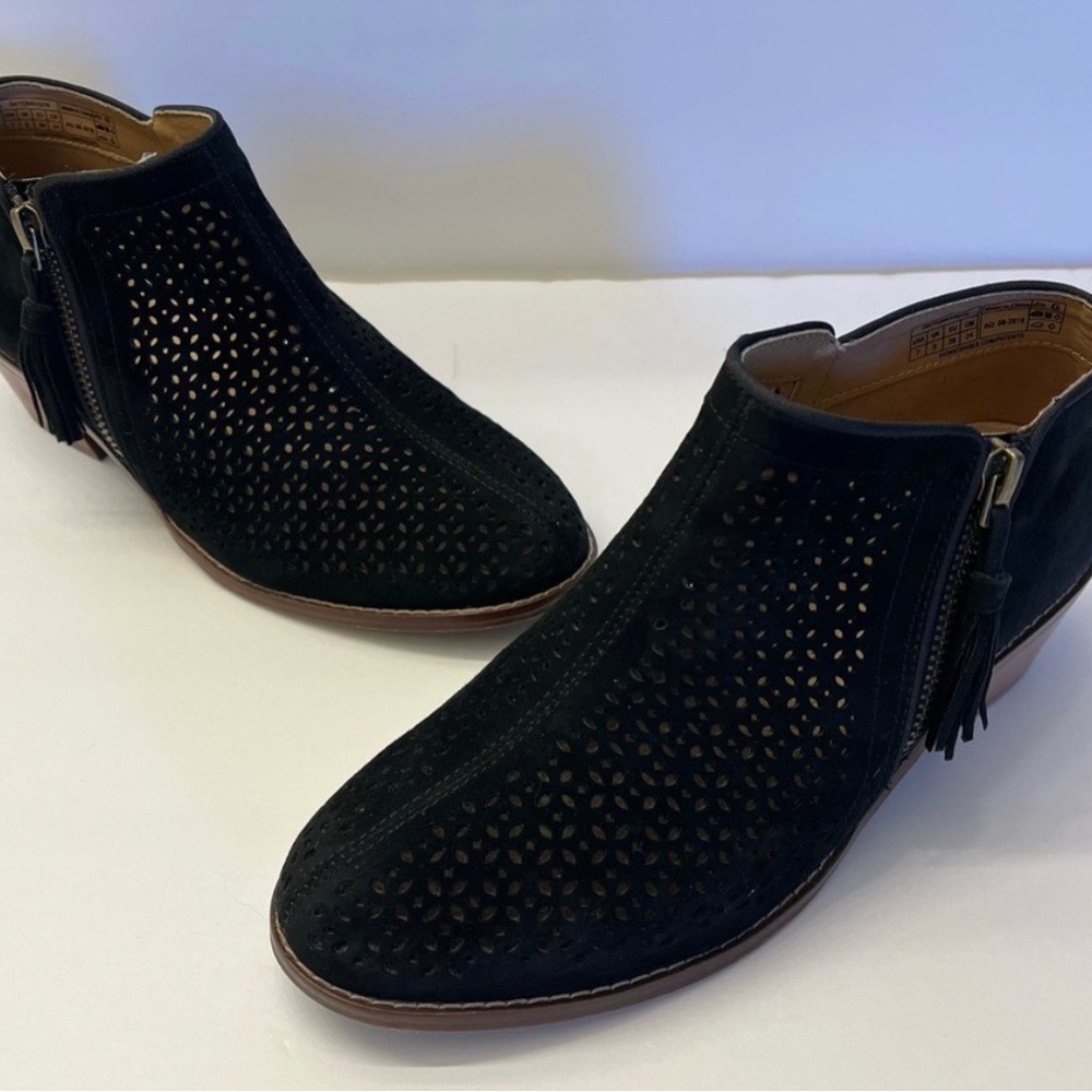 Vionic Joy Black Booties - image 1